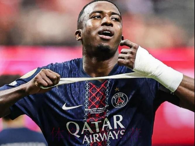 图片报:法鹰中卫帕乔是皇马目标 4000万欧可签下 图片报:法鹰中卫帕乔是皇马目标 4000万欧可签下